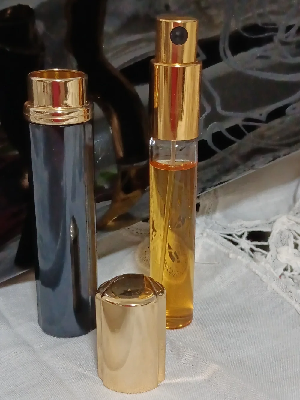 Magie Noire - NWOT - Original Scent - Refillable Purse Spray - Lancome